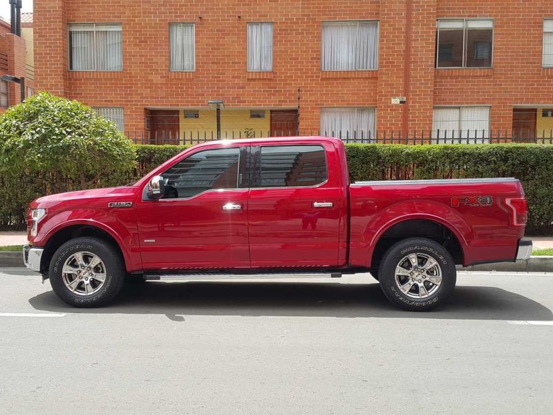 Ford F-150 • 2015 • 159,000 km 2
