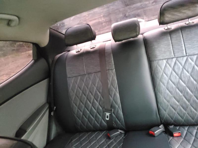 Hyundai Elantra • 2012 • 51,684 km 5