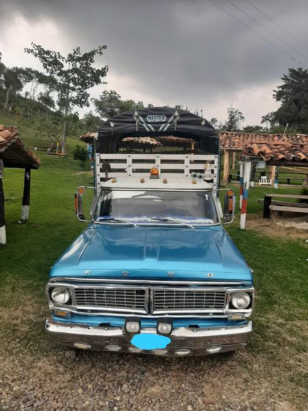 Ford F-150 • 1967 • 1,234,567 km 1