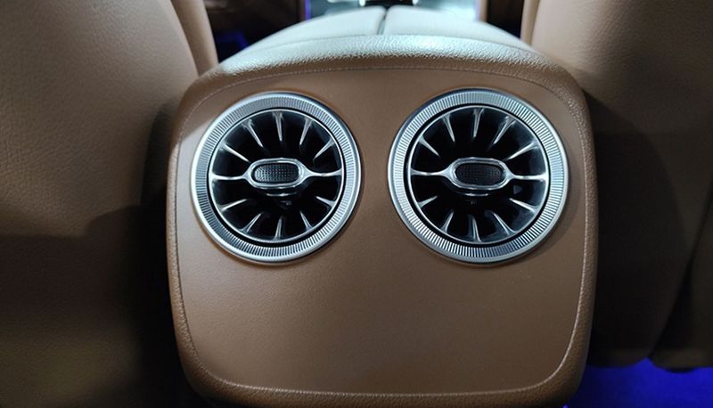 Mercedes-Benz E Coupé • 2017 • 97,725 km 12