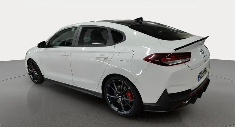 Hyundai i30 • 2022 • 37,707 km 4