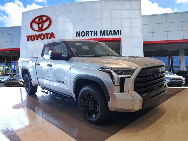 Toyota Tundra • 2020 • 10,087 km 1