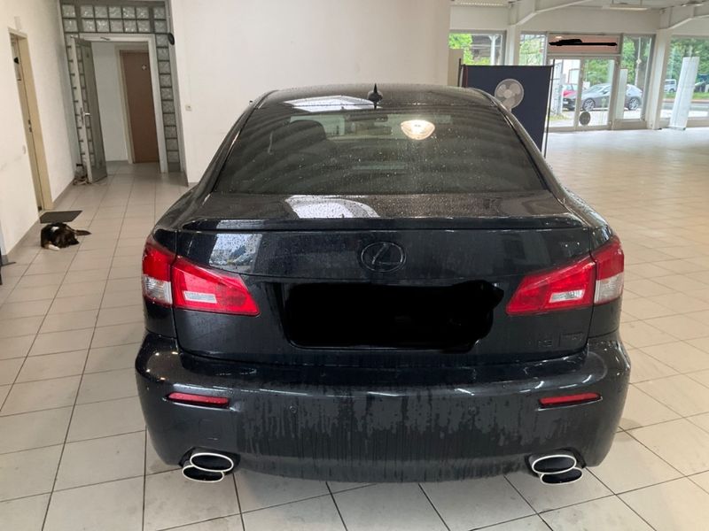 Lexus IS-F • 2011 • 120,000 km 3