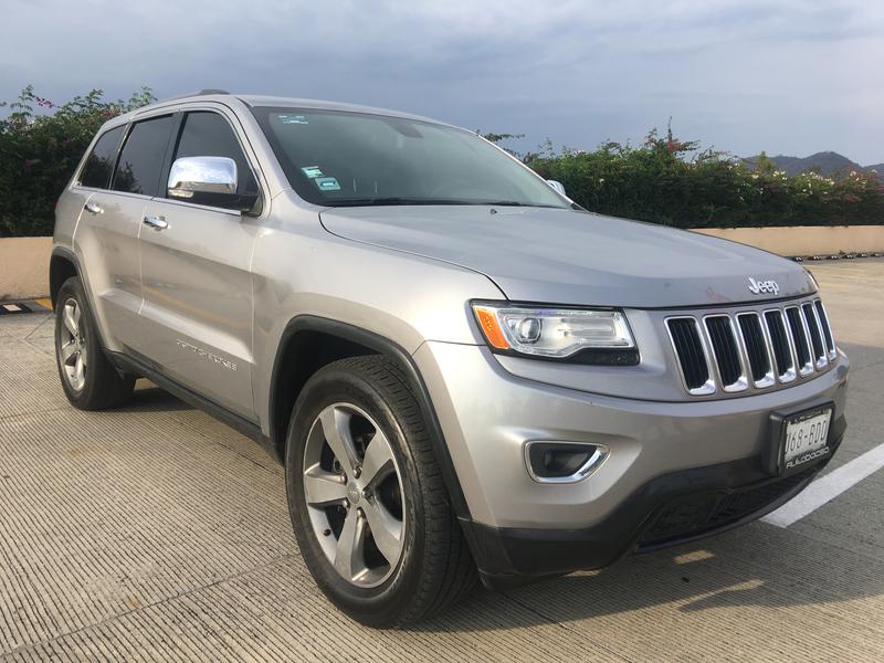 Jeep Grand Cherokee • 2015 • 72,000 km 10
