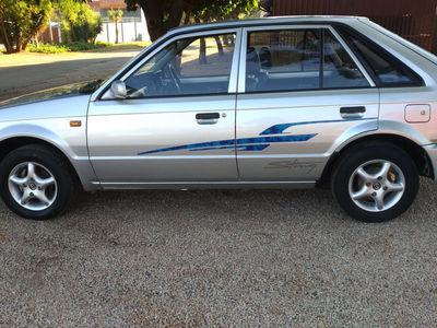 Mazda 323 • 2000 • 268,000 km 1