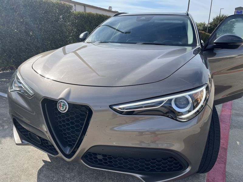 Alfa Romeo Stelvio • 2019 • 34,900 mi 1