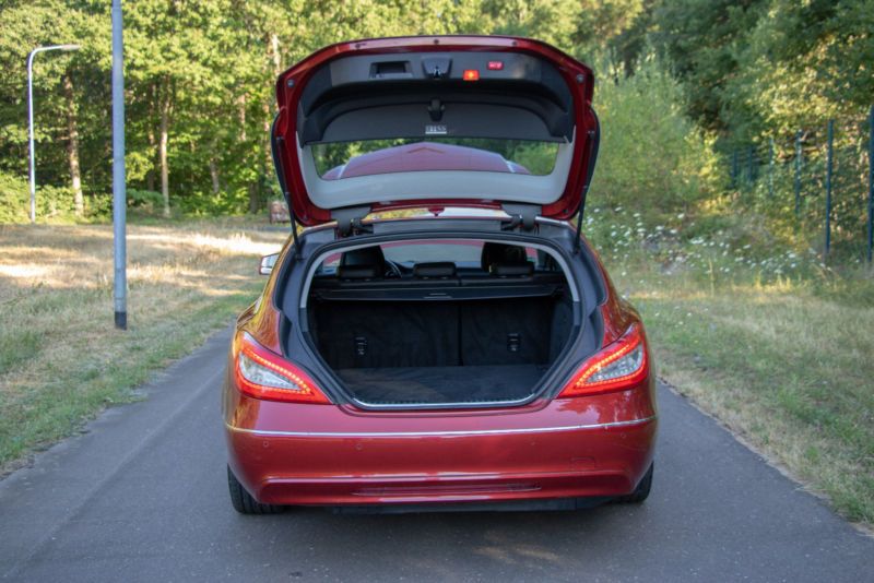 Mercedes-Benz CLS • 2014 • 144,991 km 15