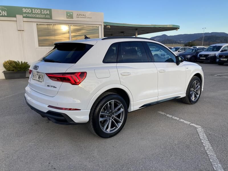 Audi Q3 • 2024 • 2,312 km 5