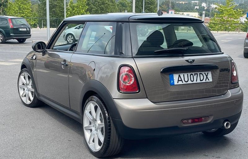 MINI Cooper • 2014 • 160,000 km 4