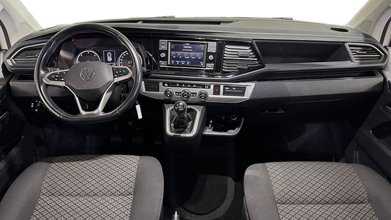 Volkswagen Multivan • 2022 • 78,464 km 6