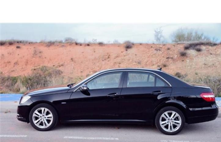 Mercedes-Benz E • 2011 • 187,000 km 1