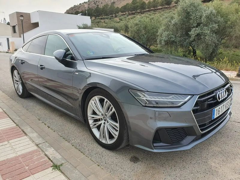 Audi A7 • 2018 • 223,900 km 1