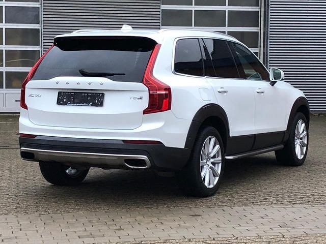 Volvo XC • 2016 • 99,857 km 11