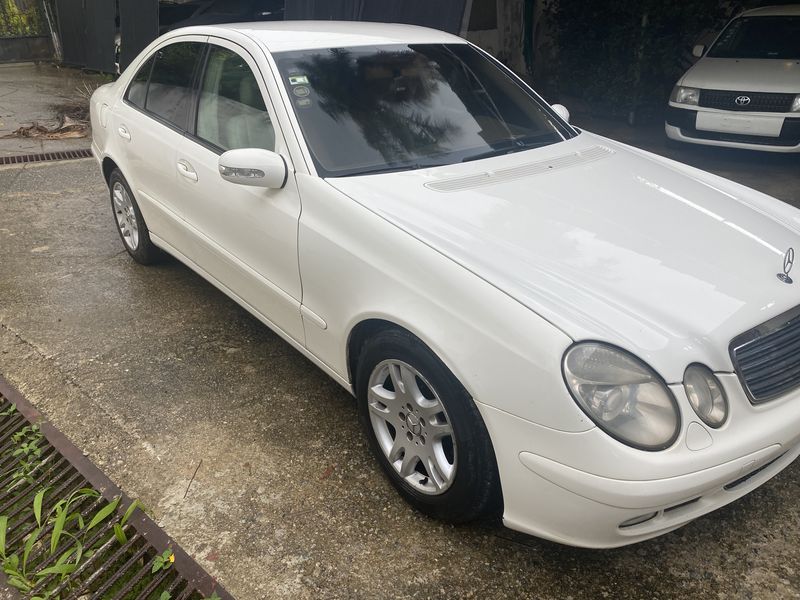 Mercedes-Benz E-Class • 2006 • 105,000 mi 13