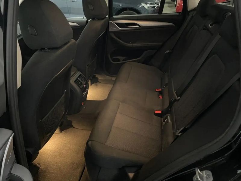 BMW X3 • 2020 • 116,000 km 12