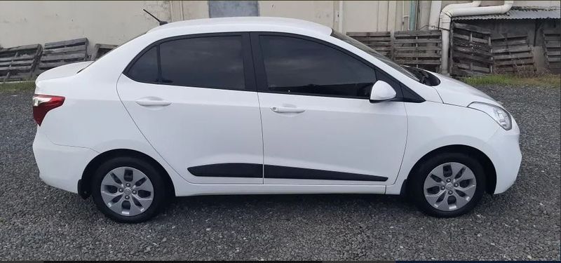 Hyundai i10 • 2019 • 92,000 km 5