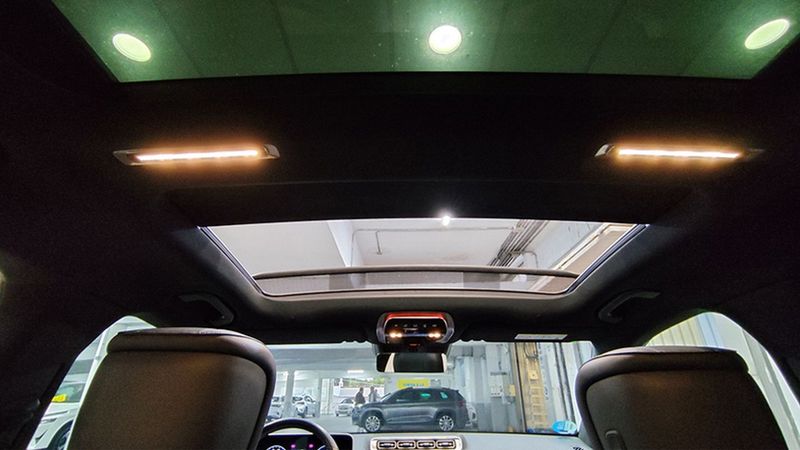 Mercedes-Benz S-Class • 2021 • 120,350 km 7