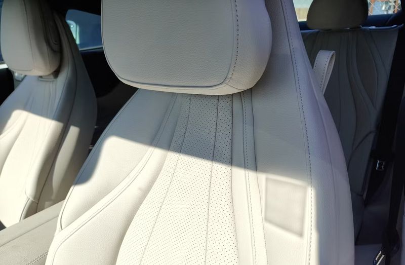 Mercedes-Benz C-Class • 2024 • 12,553 km 6