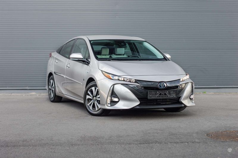 Toyota Prius • 2017 • 144,500 km 14