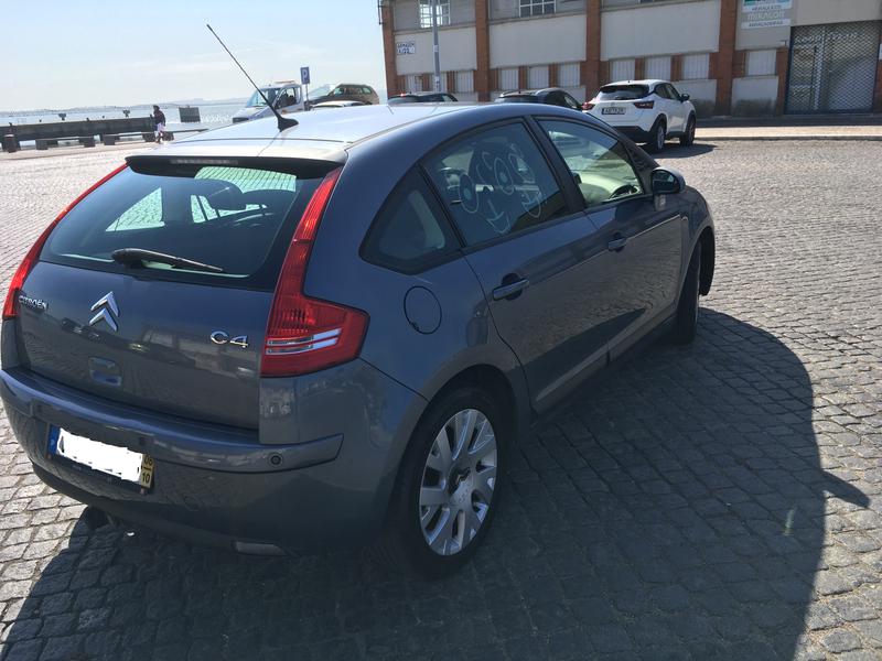 Citroën C4 • 2006 • 232,000 km 7