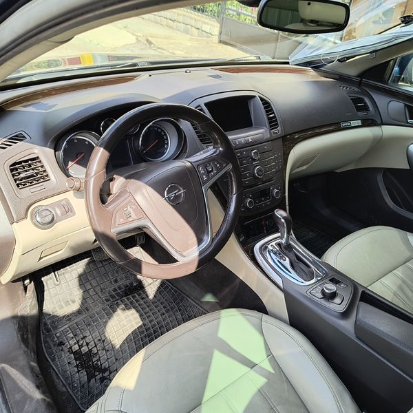 Opel Insignia • 2011 • 162,000 km 13