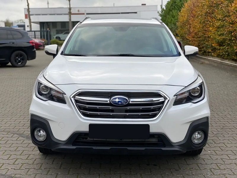 Subaru Outback • 2018 • 74,000 km 3