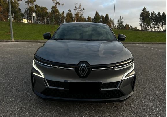 Renault Mégane • 2023 • 16,000 km 10