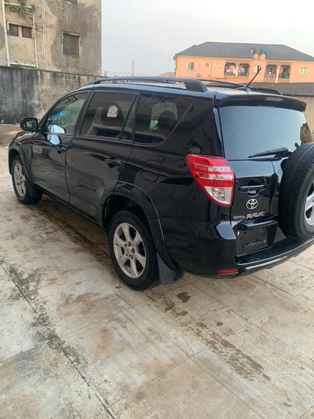 Toyota RAV4 • 2010 • 21 km 2