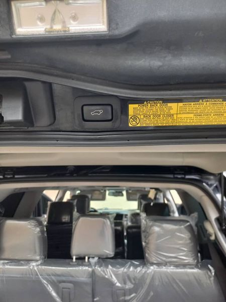 Lexus LX • 2023 • 82,000 km 5