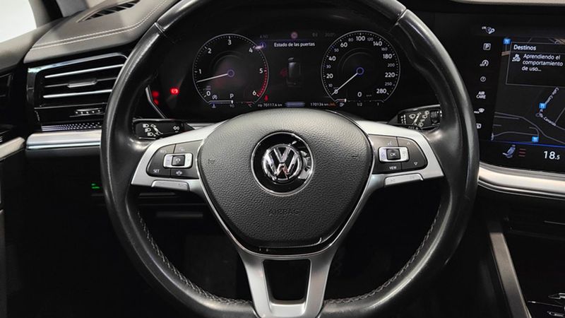 Volkswagen Touareg • 2019 • 170,134 km 28