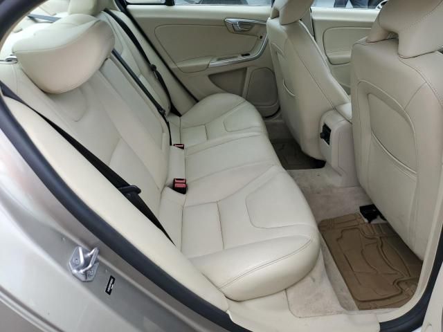 Volvo S60 • 2015 • 10,000 mi 9