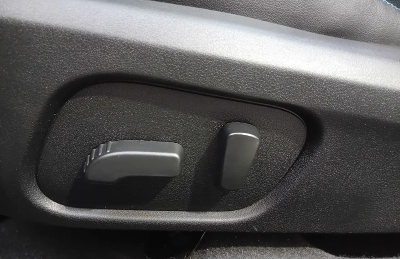 Subaru Levorg • 2016 • 96,058 km 8