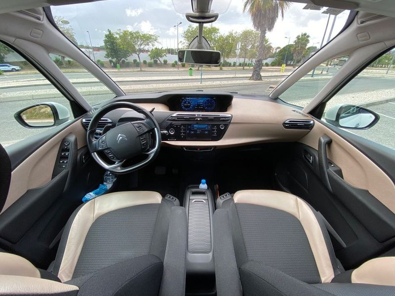 Citroën C4 Grand Picasso • 2015 • 180,000 km 6