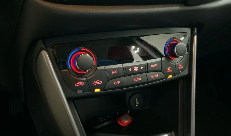 Suzuki S Cross • 2023 • 22,462 km 10