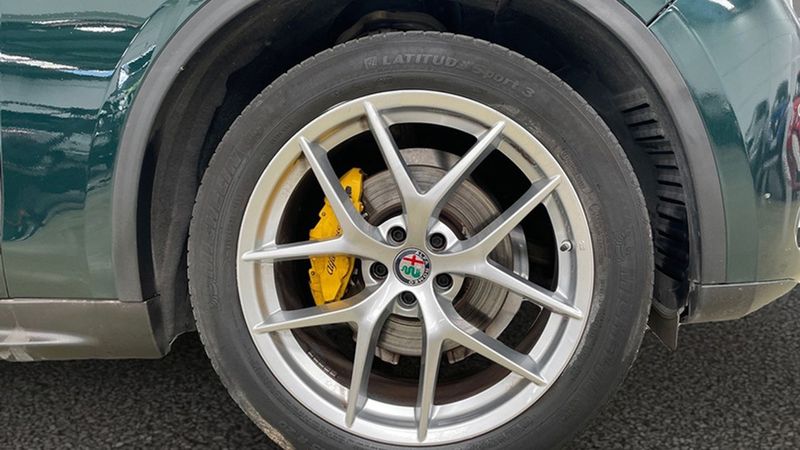 Alfa Romeo Stelvio • 2020 • 59,735 km 28