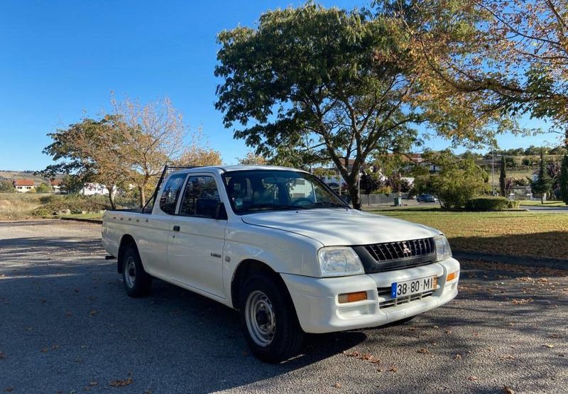 Mitsubishi L200 • 1998 • 200,000 km 1