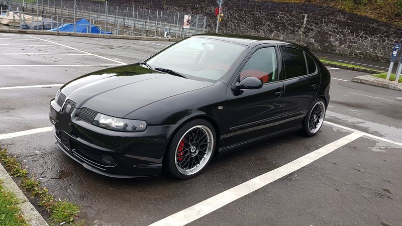 Seat Leon • 2004 • 211,000 km 2