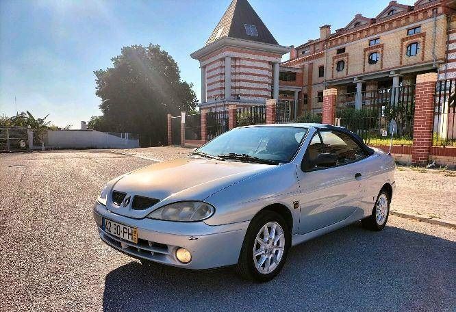 Renault Mégane • 2002 • 249,999 km 1