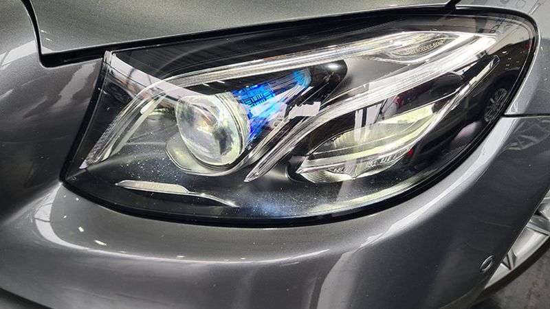 Mercedes-Benz E Cabrio • 2019 • 61,279 km 10