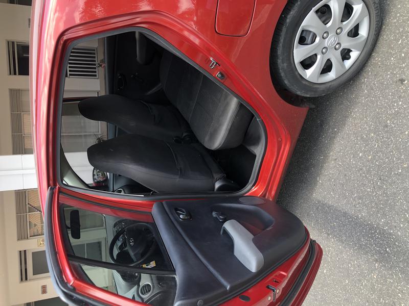 Hyundai i10 • 2013 • 99,725 km 10