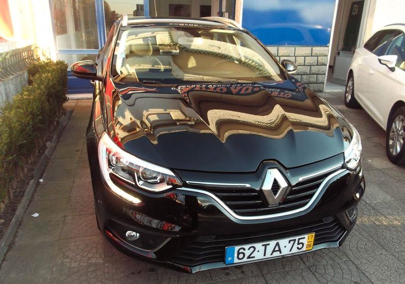 Renault Mégane • 2017 • 39,999 km 6