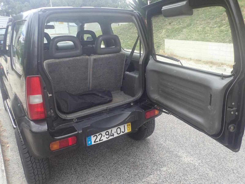 Suzuki Jimny • 1999 • 189,000 km 2