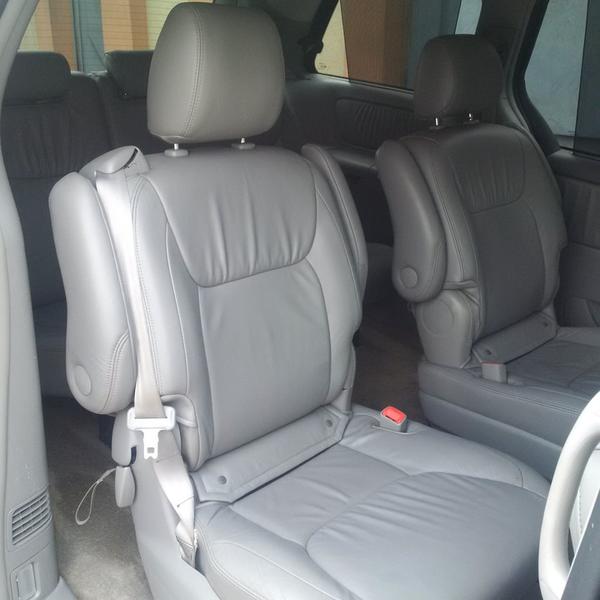 Toyota Sienna • 2006 • 100,113 km 6