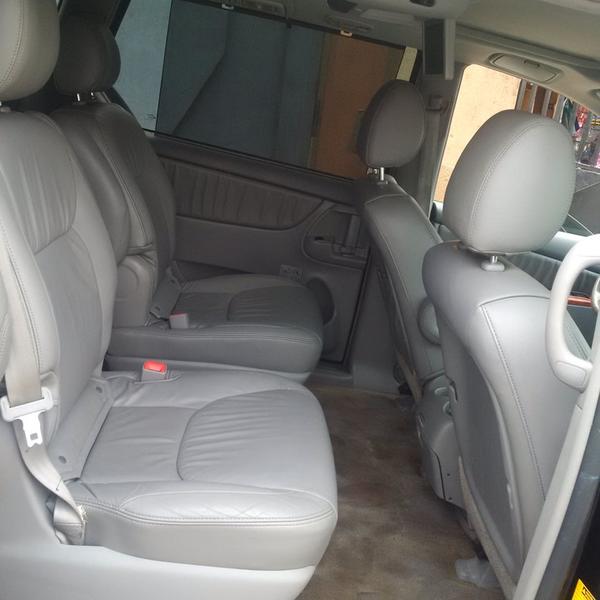 Toyota Sienna • 2006 • 100,113 km 7