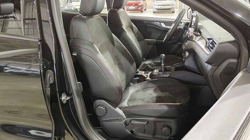 Ford Kuga • 2023 • 15,372 km 20