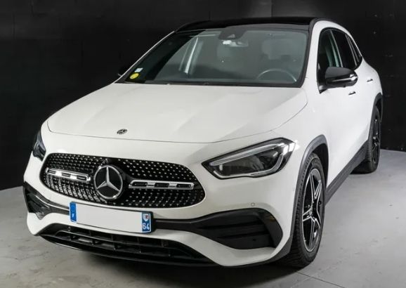 Mercedes-Benz GLA • 2020 • 48,000 km 3
