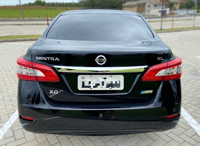 Nissan Sentra • 2015 • 95,000 km 2