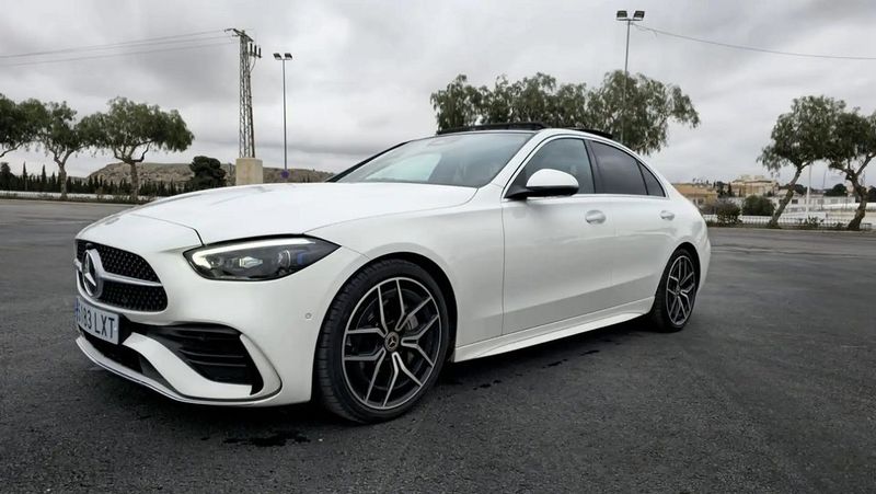 Mercedes-Benz C-Class • 2022 • 56,000 km 15