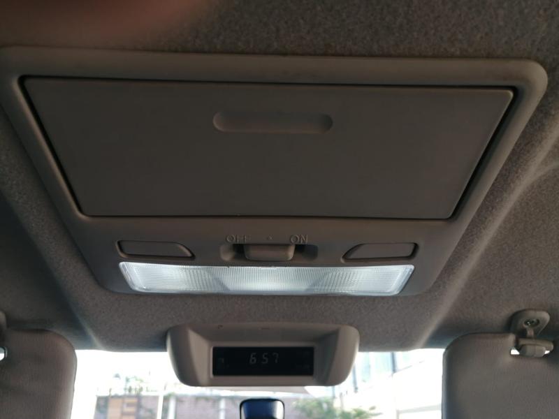 Mitsubishi L200 Pick up • 2013 • 123,502 km 11