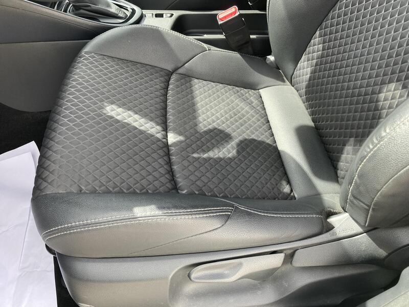 Toyota Yaris • 2022 • 55,150 km 25